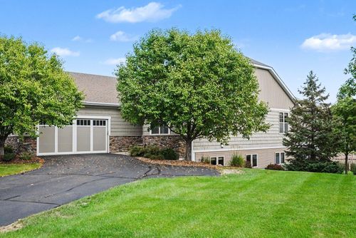 10776 Lyndale Bluffs Trl, Bloomington, MN, 55420-5653 | Card Image