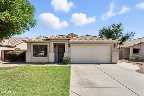 3279 E Woodside Way, Gilbert, AZ, 85297-9335 | Card Image