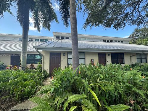 apt-25-1455 Holly Heights Dr, Fort Lauderdale, FL, 33304-4766 | Card Image
