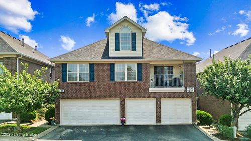 8354 Grand Trevi Dr, Louisville, KY, 40228-4215 | Card Image