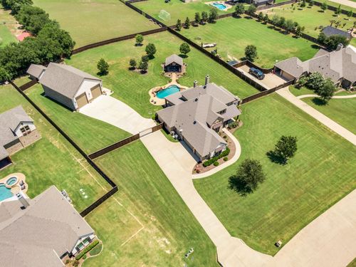 5631 Limestone Ln, Midlothian, TX, 76065-2070 | Card Image