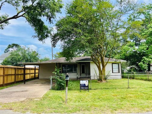 4919 Donald St, Seabrook, TX, 77586-1906 | Card Image