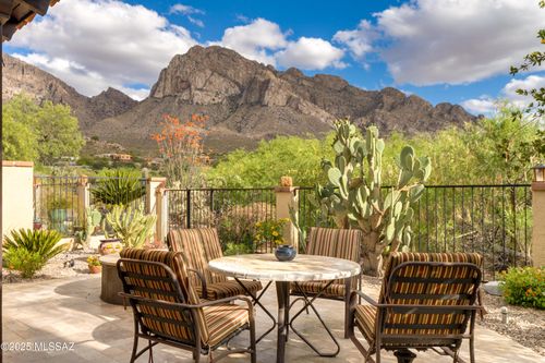 950 E Camino Corrida, Oro Valley, AZ, 85704-7652 | Card Image