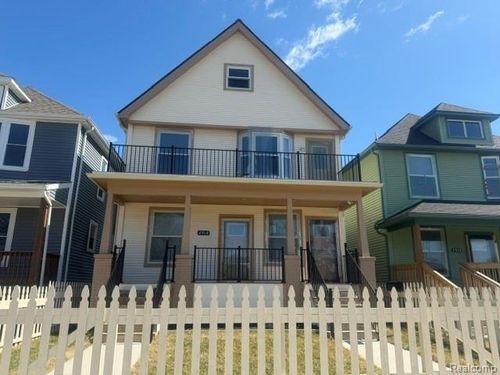 2918 Garland St, Detroit, MI, 48214-2126 | Card Image
