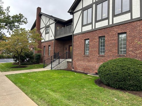 15-120 Kentucky Ave, Lexington, KY, 40502-1899 | Card Image