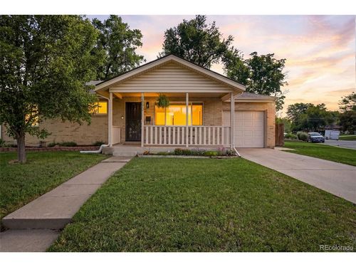 2890 S Hudson St, Denver, CO, 80222-6922 | Card Image