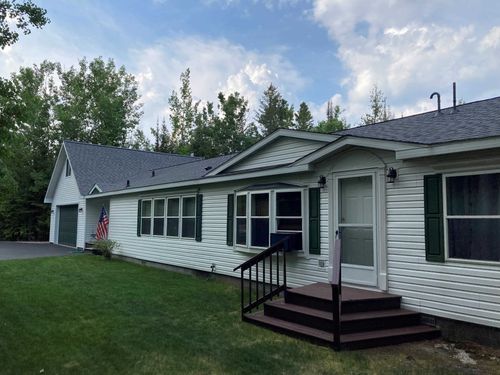 16986 Pineview Dr, Presque Isle, MI, 49777-8527 | Card Image