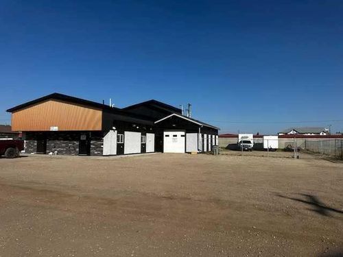 b-10424 96 Avenue, Grande Prairie, AB, T8V5V2 | Card Image