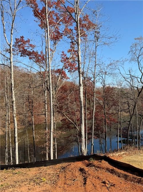 517 Sun Pointe Ct, West Union, SC, 29696-3647 | Card Image