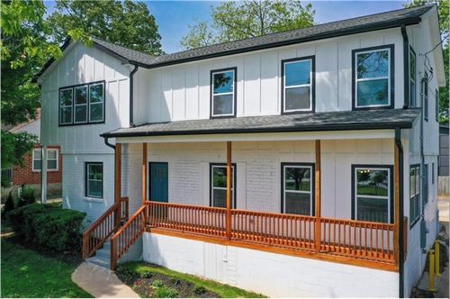 1597 Metropolitan Pkwy Sw, Atlanta, GA, 30310-4445 | Card Image