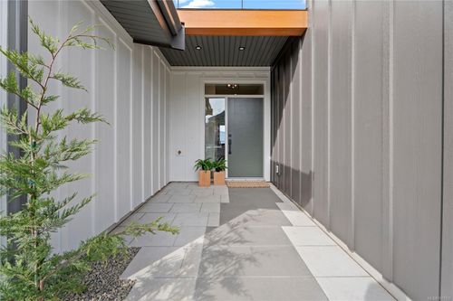 115-3116 Woodrush Dr, Duncan, BC, V9L0G1 | Card Image