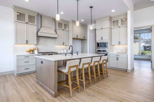 7008 Grange St, Kennewick, WA, 99338-5654 | Card Image