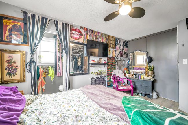 679 Frobisher Crt, House attached with 5 bedrooms, 3 bathrooms and 4 parking in Oshawa ON | Image 15