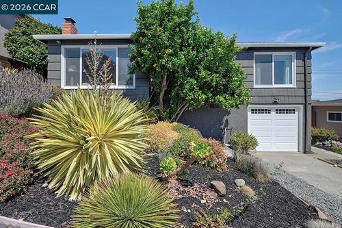 628 Pepper Dr, San Bruno, CA, 94066-2934 | Card Image