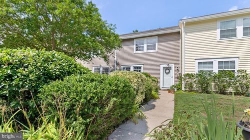 58-29595 Dutchmans Ln, EASTON, MD, 21601-8810 | Card Image