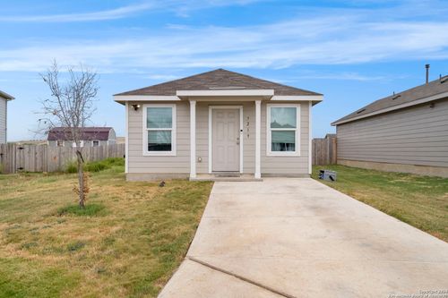 7219 Tides Trl, San Antonio, TX, 78252-4686 | Card Image