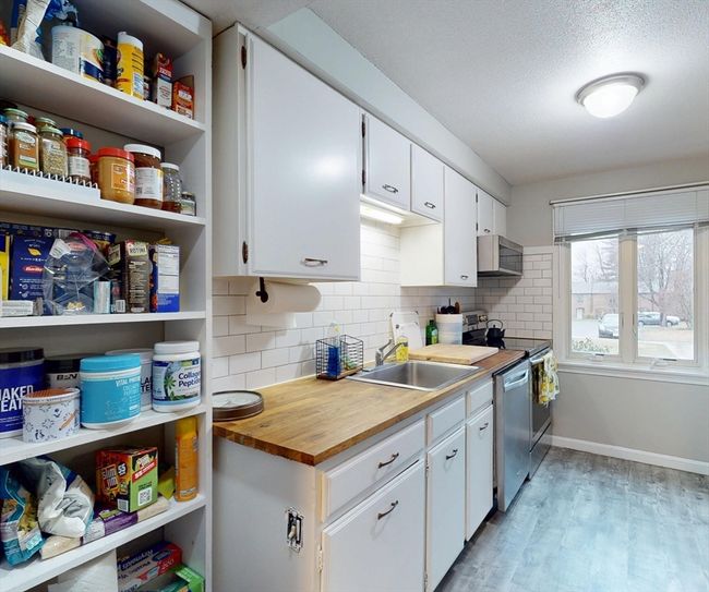 27 - 27 Webster Ct, Condo with 2 bedrooms, 2 bathrooms and 2 parking in Amherst MA | Image 6