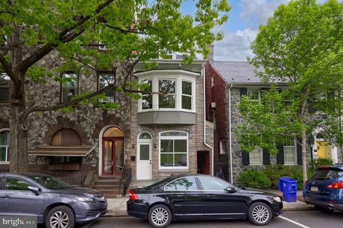 42 N 11th St, READING, PA, 19601-3731 | Card Image