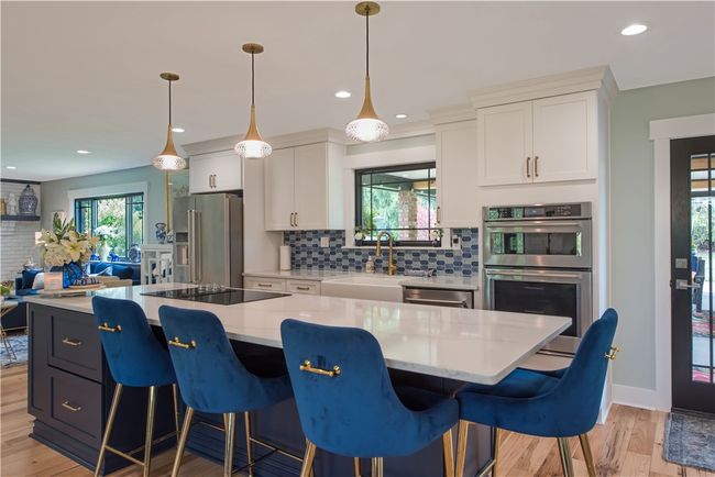 Kitchen | Image 12