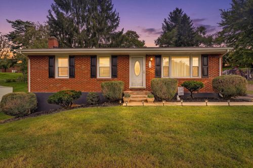 636 Ramada Rd, Vinton, VA, 24179-1223 | Card Image