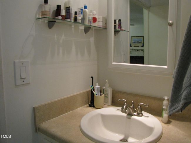 3608Knollwood-Bath2 | Image 16