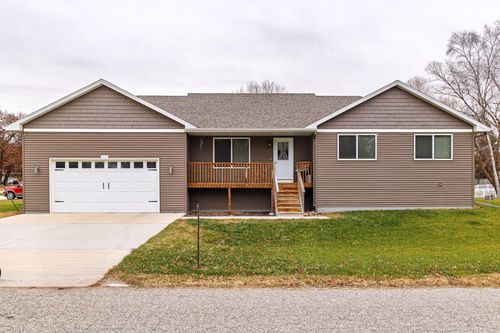 1609 Manor Dr Ne, Alexandria, MN, 56308-5014 | Card Image