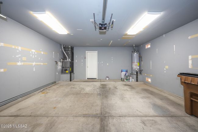 Garage | Image 24