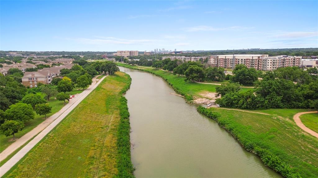 Cedar Creek Dr, Benbrook, TX 76109