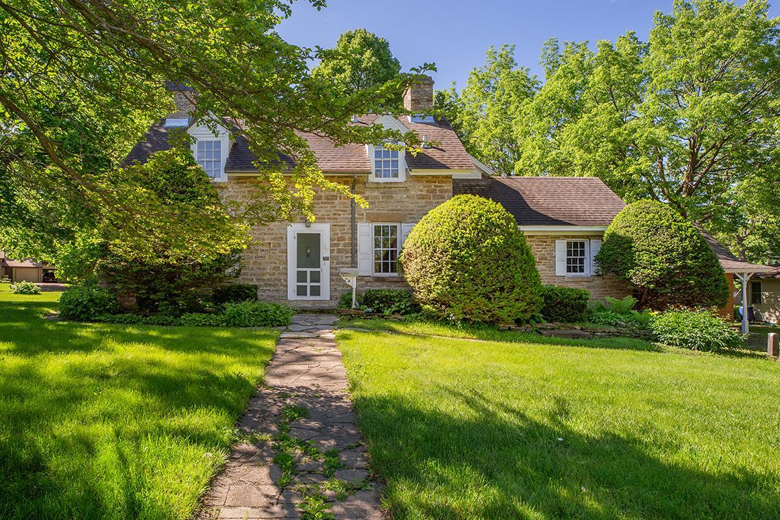 Ravine St, Faribault, MN 55021