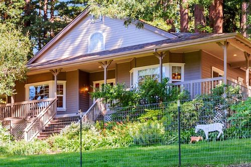14375 Occidental Road, Sebastopol, CA, 95472 | Card Image