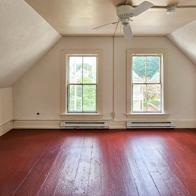 61 Williams St, Home with 0 bedrooms, 3 bathrooms and null parking in Bellows Falls VT | Image 10
