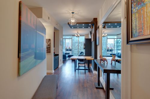 unit-1911-301 Demonbreun St, Nashville, TN, 37201-2249 | Card Image