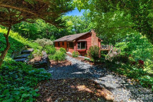 168 Blossom Rdg, Leicester, NC, 28748-5202 | Card Image