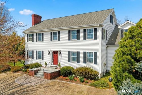 7 Franklin Rd, Baltic, CT, 06330-1007 | Card Image