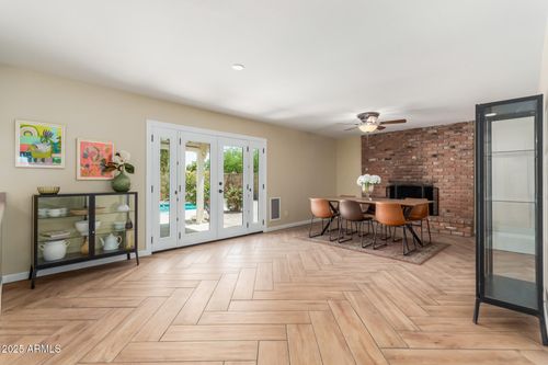 8129 N 17th Dr, Phoenix, AZ, 85021-5248 | Card Image