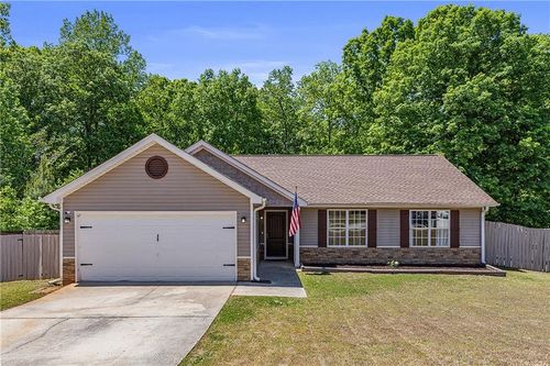 180 Creekside Dr, Grantville, GA, 30220-1784 | Card Image