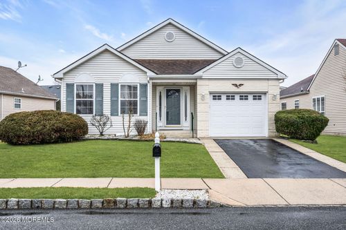 148 Chesterfield Ln, Toms River, NJ, 08757-6466 | Card Image
