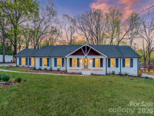 1632 Burtonwood Cir, Charlotte, NC, 28212-7019 | Card Image