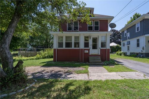 67 1/2 Champion St, Carthage, NY, 13619-1122 | Card Image