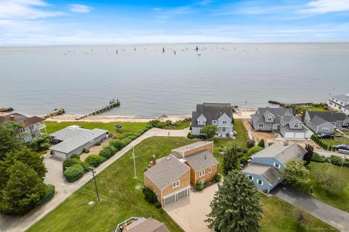 4 Old Fenwick Rd, Old Saybrook, CT, 06475-3021 | Card Image