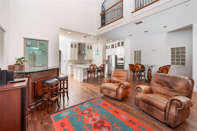 4904 Cloudcroft Ln, House other with 3 bedrooms, 3 bathrooms and null parking in Irving TX | Image 8