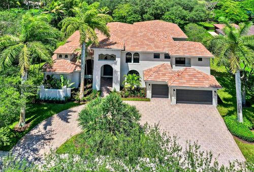 3303 W Stonebrook Cir, Davie, FL, 33330-1274 | Card Image