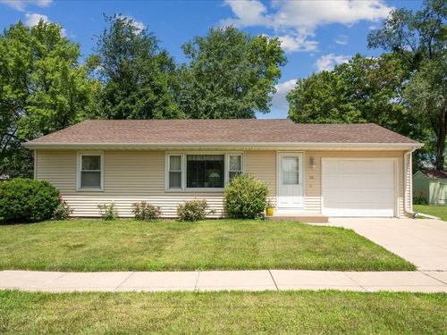 116 E 3rd Ave, Lisbon, IA, 52253-9786 | Card Image