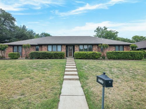 7717 Woodside Hl, Fort Worth, TX, 76179-2832 | Card Image