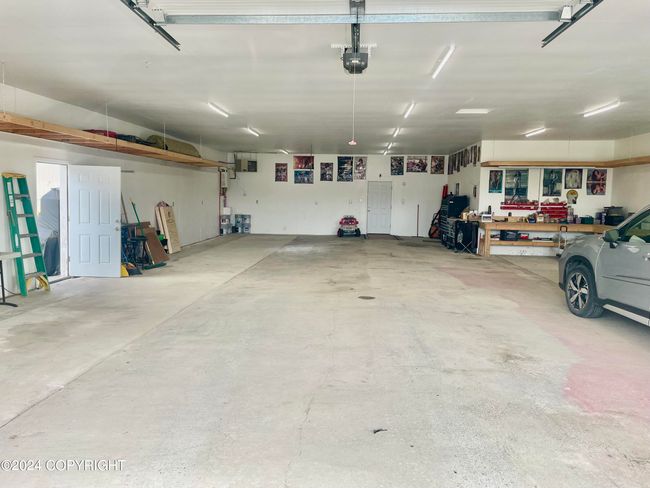 Garage position 2 | Image 27