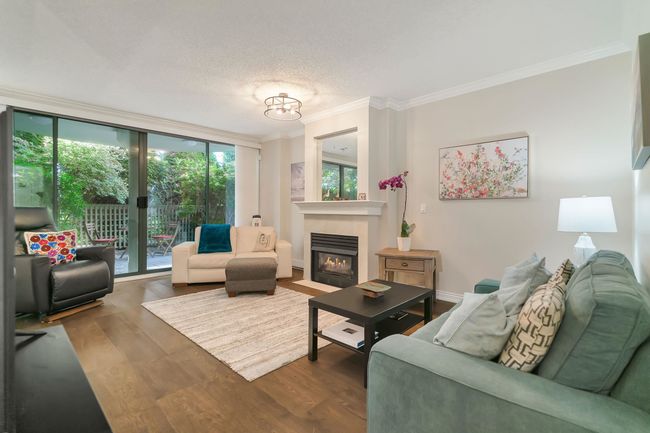 111 - 1785 Martin Dr, Condo with 2 bedrooms, 2 bathrooms and 1 parking in Surrey BC | Image 8