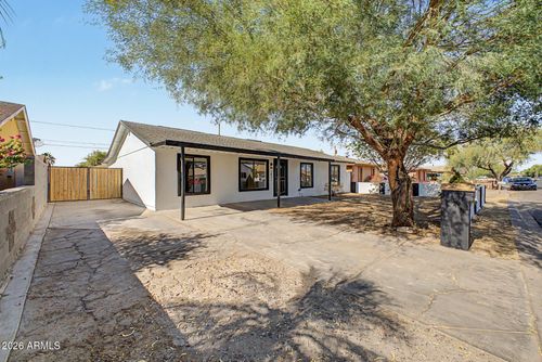 3802 W Sunland Avenue, Phoenix, AZ, 85041 | Card Image