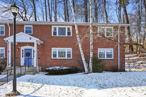 apt-2-62 Morgan Mnr, Lenox, MA, 01240-2562 | Card Image