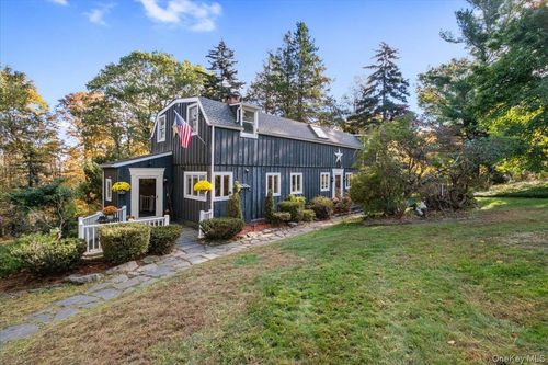 36 Byrds Hill Rd, Pawling, NY, 12564-1631 | Card Image