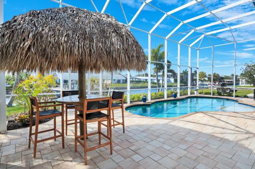 4741 Pembrooke Ln, BONITA SPRINGS, FL, 34134-7110 | Card Image